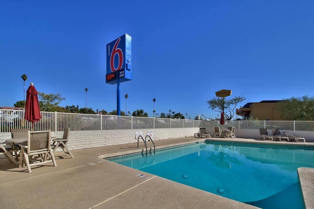 Motel 6-Youngtown, Az - Phoenix - Sun City Esterno foto